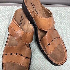Clarks Men’s Tan Leather Slide Sandals
